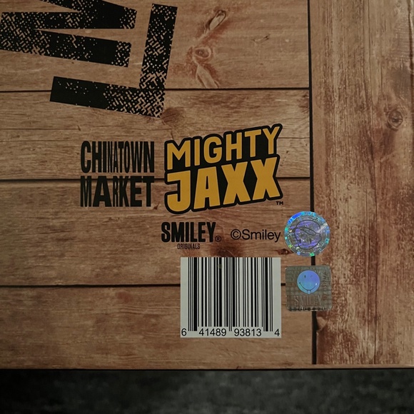 CHINATOWN MARKET x MIGHTY JAXX Smiley Mona Lisa Vinyl Collectible Art Toy NIB - Picture 14 of 15